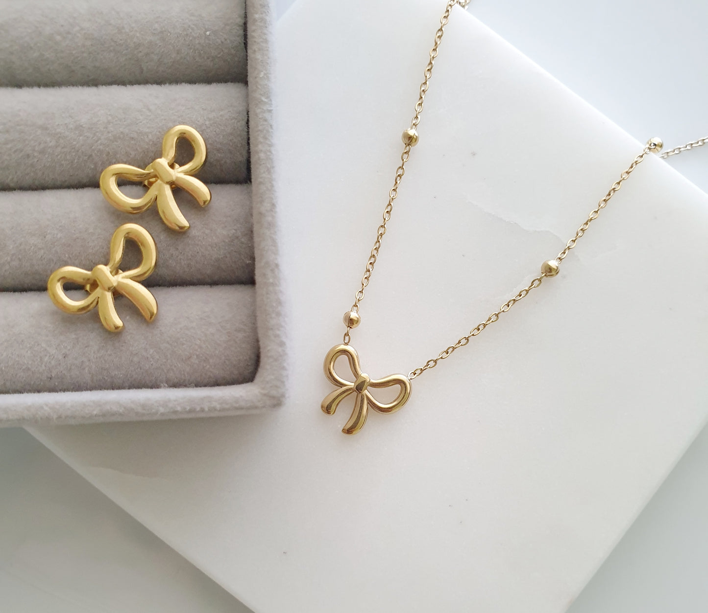Bow Necklace and Earrings Jewelry Set