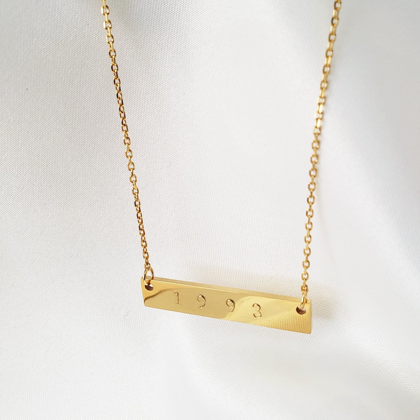 "Agatha" Bar Necklace